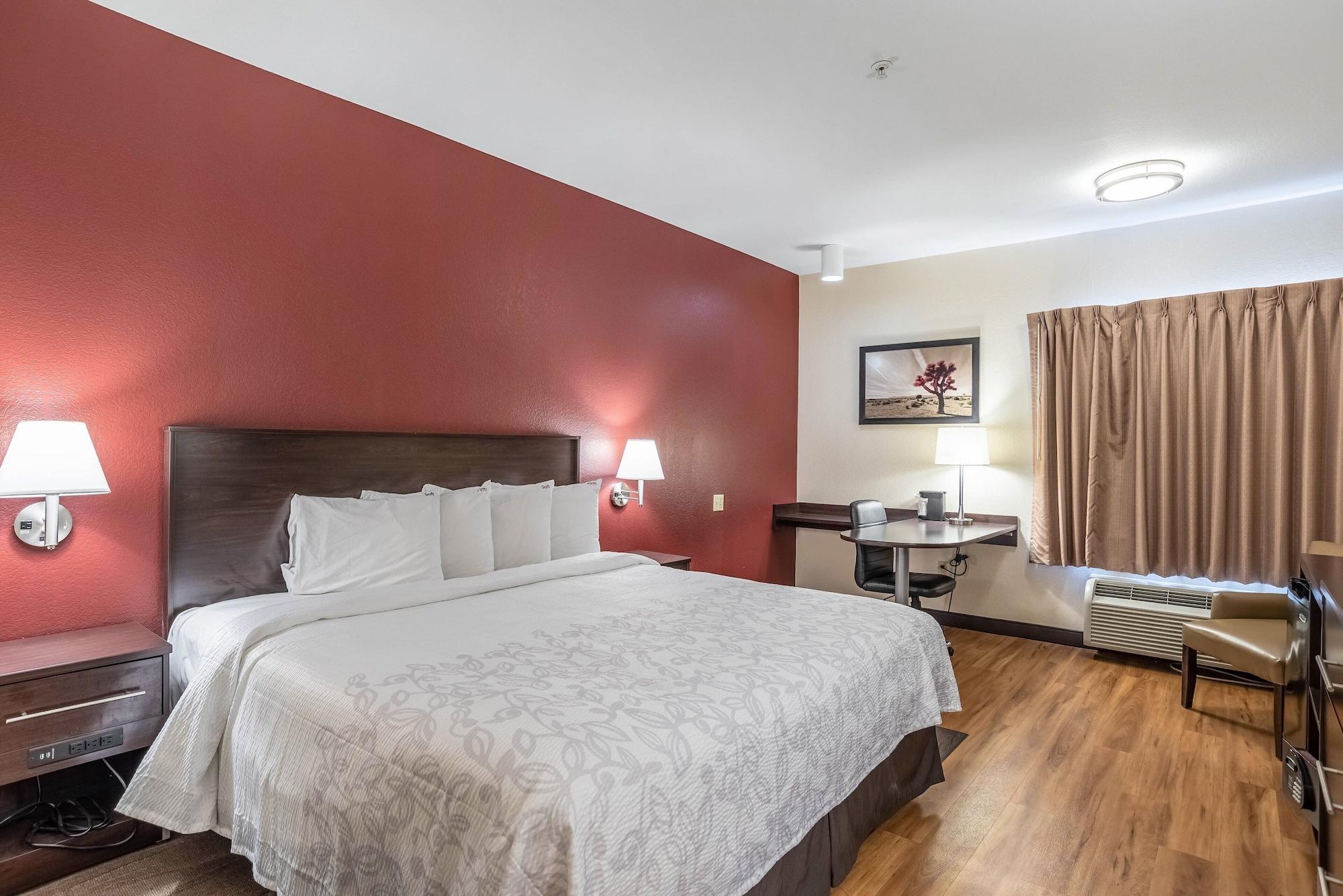 Red Roof Inn Plus+ Austin South Extérieur photo