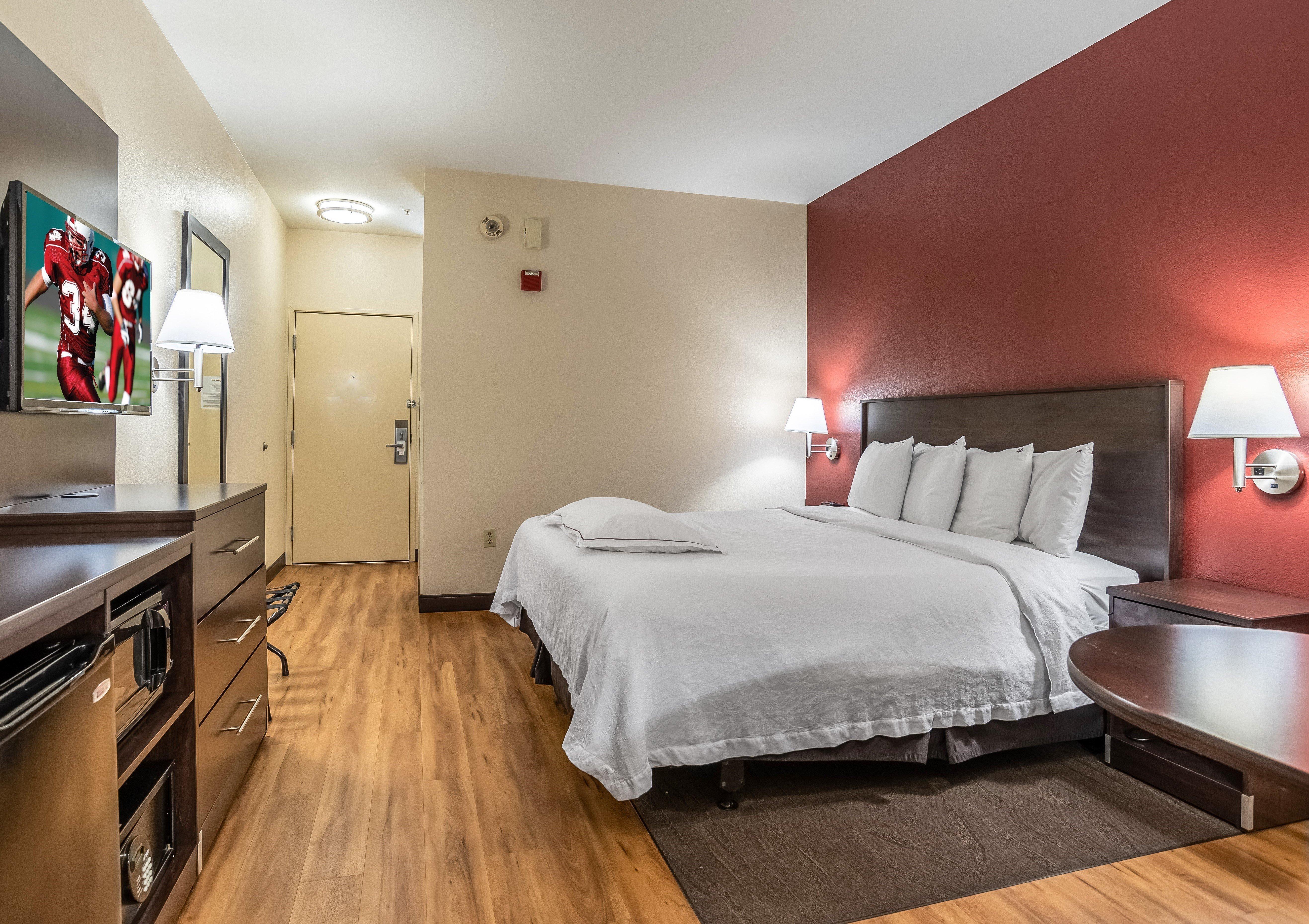 Red Roof Inn Plus+ Austin South Extérieur photo