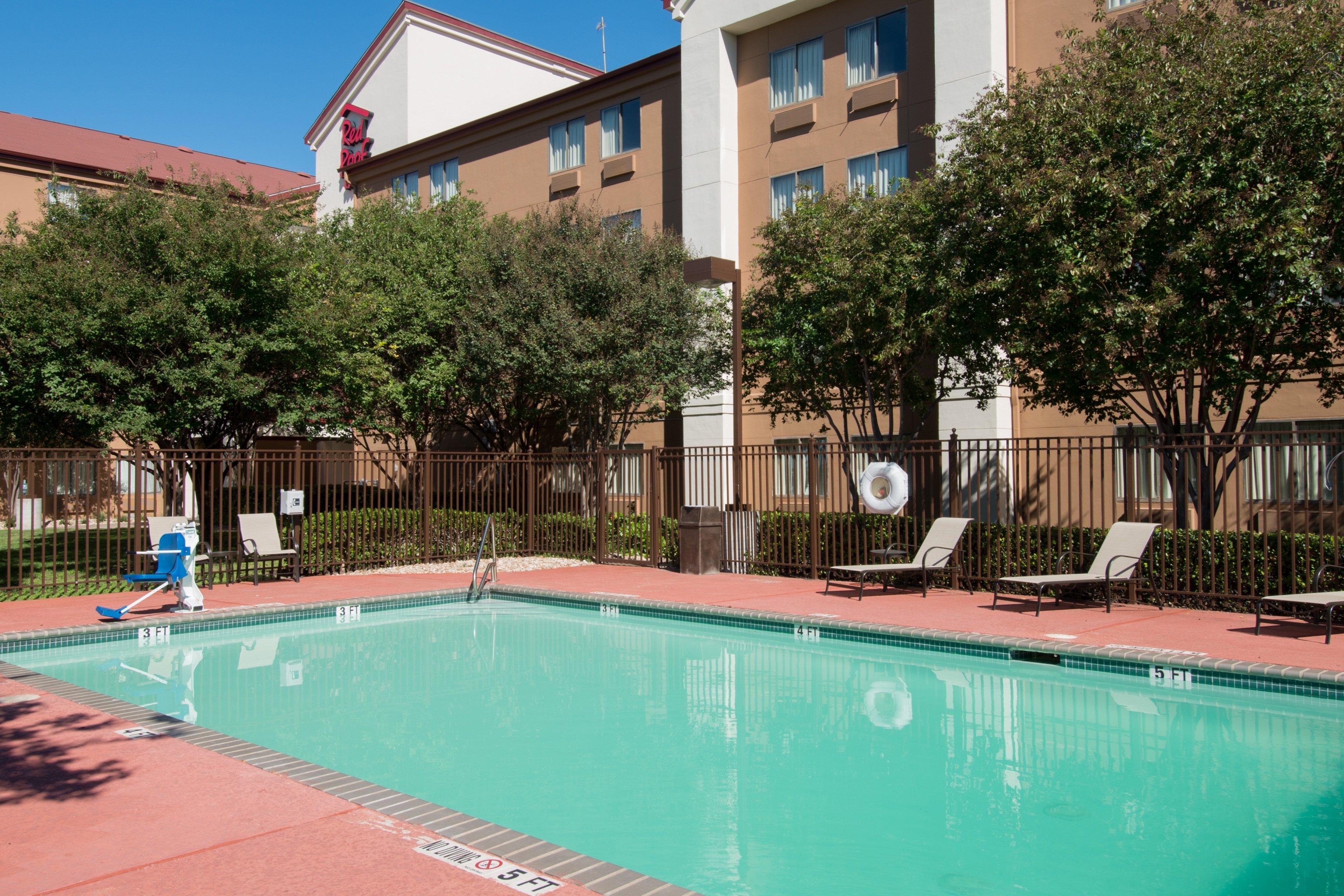 Red Roof Inn Plus+ Austin South Extérieur photo