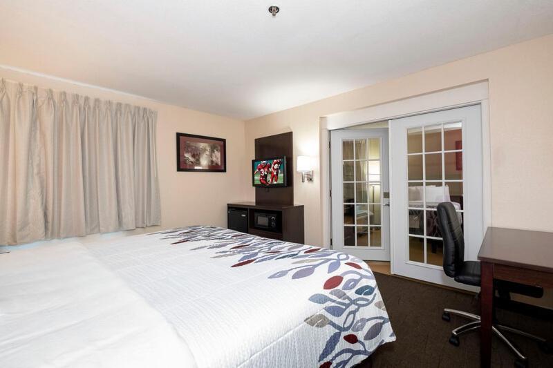 Red Roof Inn Plus+ Austin South Extérieur photo