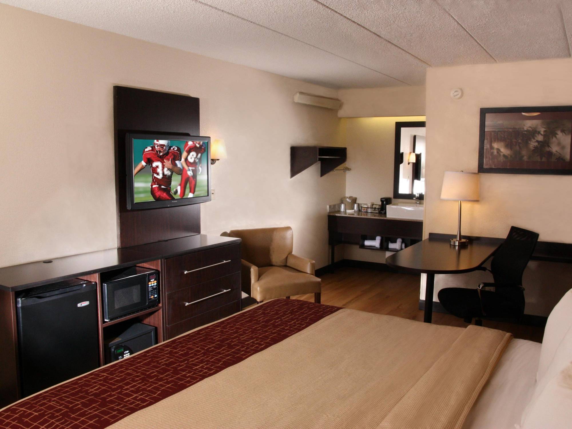 Red Roof Inn Plus+ Austin South Extérieur photo